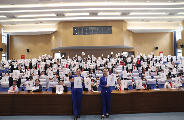 �й����ֲ���ݣ��������Ļ����߳�ȥ������������