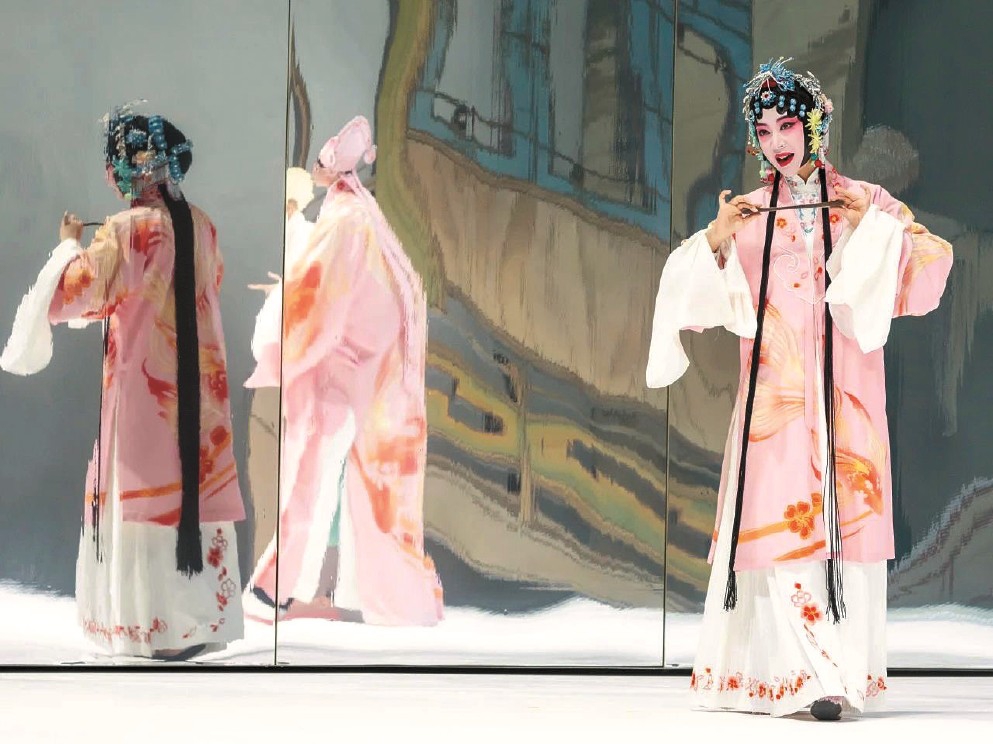 亦新亦旧《牡丹亭》：老少皆宜的“昆曲文创” 图1