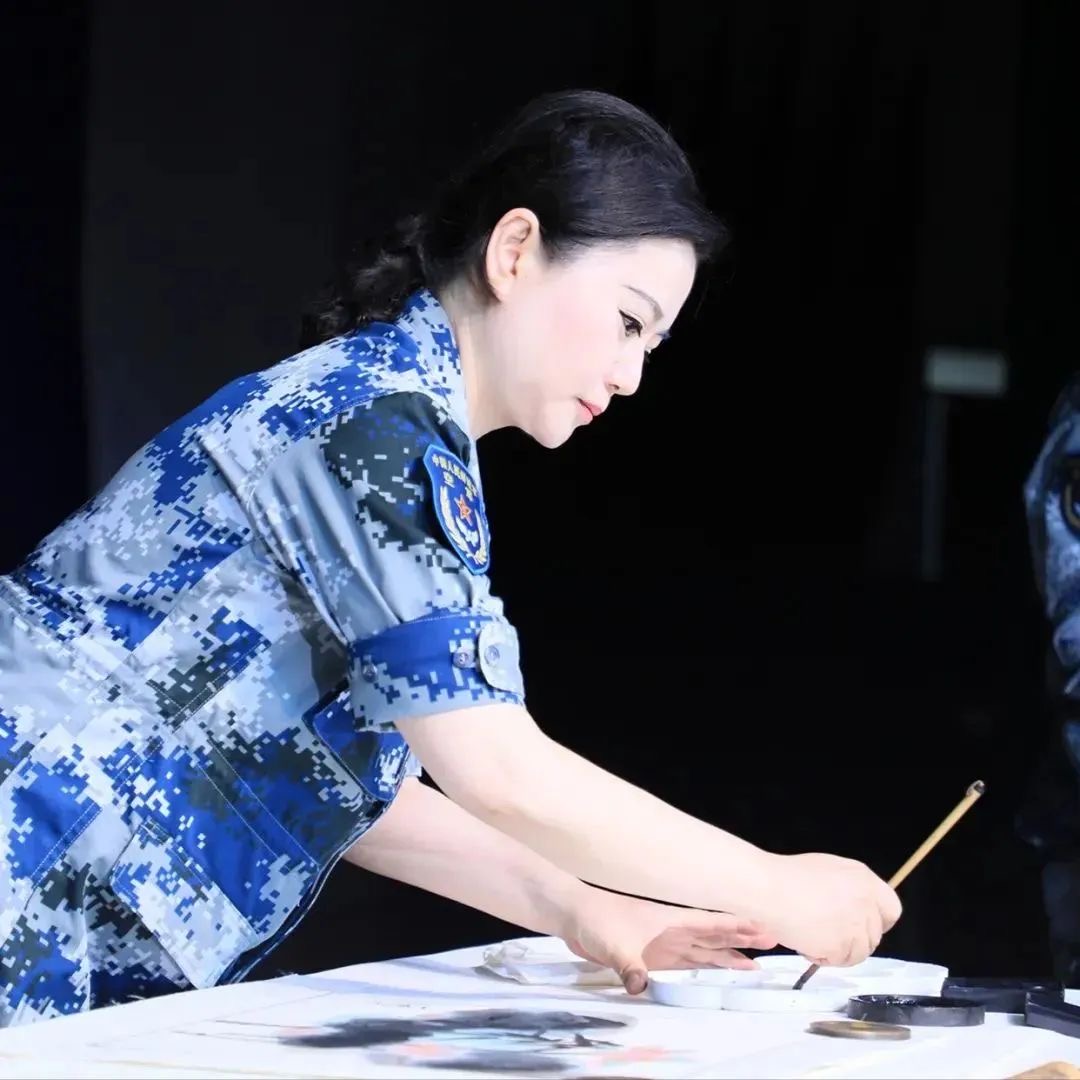 军旅画家王一帆以艺术之名向军人们致敬 图1