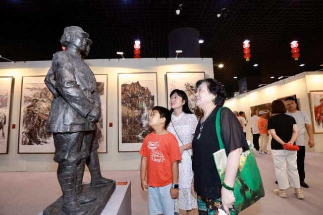 “铭记历史_圆梦中华”第十四届大美西城美术作品展在京举办 图3