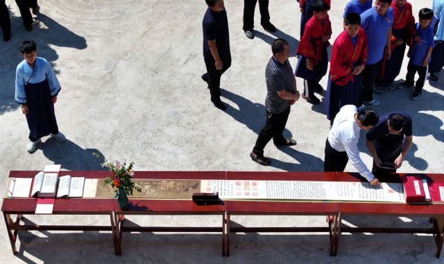 2025家承文脉_七夕晒书雅集在湘举办 图2