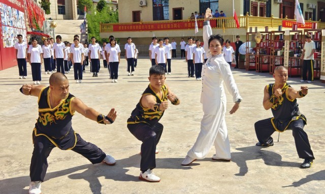 2025家承文脉_七夕晒书雅集在湘举办 图7