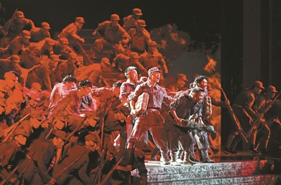 《正义必胜》音乐总监：演出献给父辈 图1