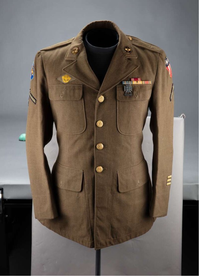 从埃德加·斯诺的行李箱讲起，国博用700余件展品讲述国际友人与中国抗战 图5