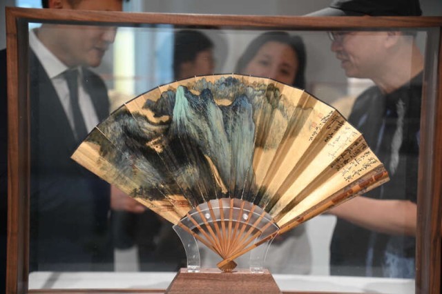 七件扇作见证国画家张大千半世纪丹青情谊 图2