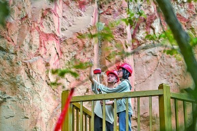 给文物当“医生”，成梦想新赛道 图1