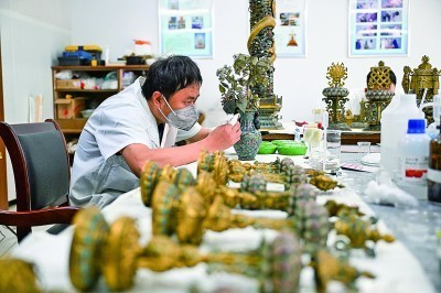 给文物当“医生”，成梦想新赛道 图4