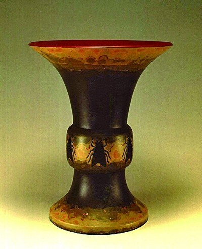 千磨百塑漆韵生——赏重庆现代漆艺之美 图1