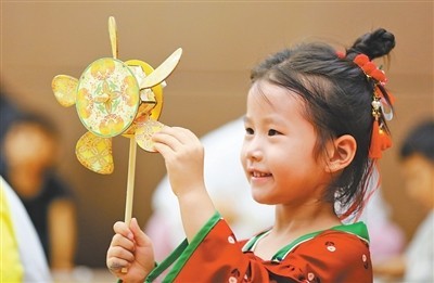 感悟中秋魅力_厚植家国情怀（新时代画卷） 图9