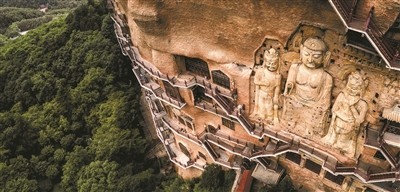 麦积山崖壁上的“东方雕塑馆”与它的微笑密码 图1