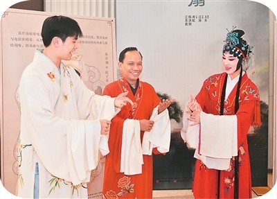 丝路同心_光影筑梦——第十二届丝绸之路国际电影节侧记 图2