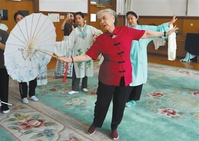 京剧表演艺术家刘长瑜：她的坚守，像舞台上的故事一样动人（人物） 图2