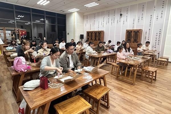 王筱雯：“新中国第一馆”的昨天、今天与明天_文化中国行 图2