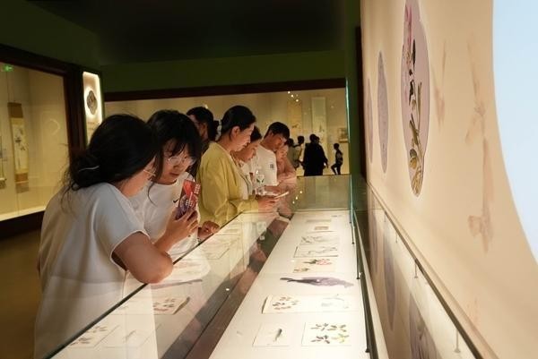 王筱雯：“新中国第一馆”的昨天、今天与明天_文化中国行 图3