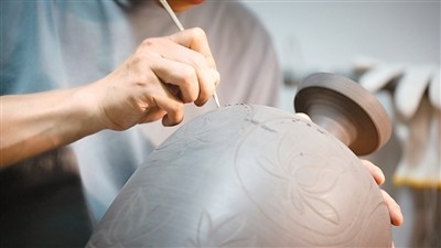 承千年窑火_展定瓷之美——看纪录片《定窑瓷话》 图2