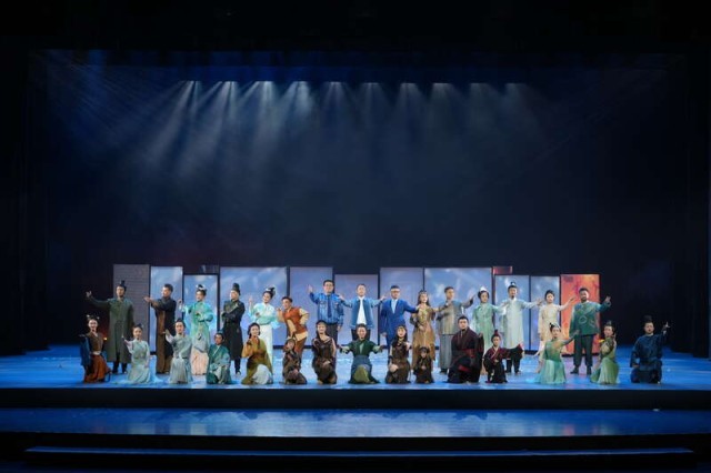 2025长江文化节在张家港开幕 图1