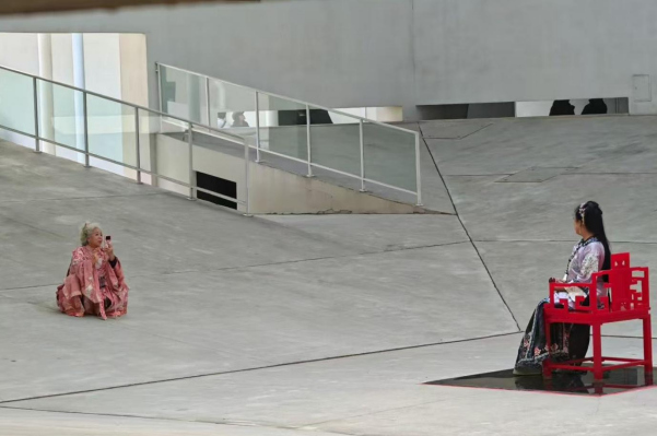 专访中国红楼梦学会秘书长何卫国：当红楼走出书斋，“戏剧幻城”_如何做文化传承与创 图2