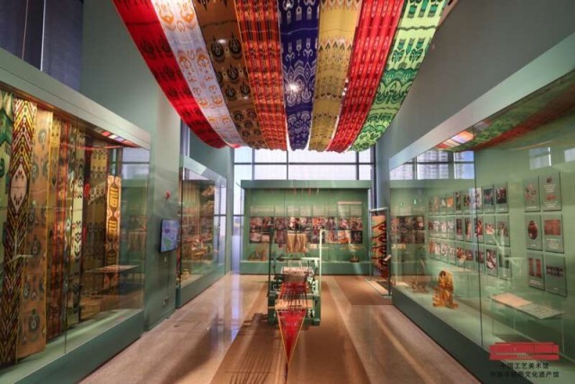 近600件和田非遗展品汇聚中国非遗馆 图2