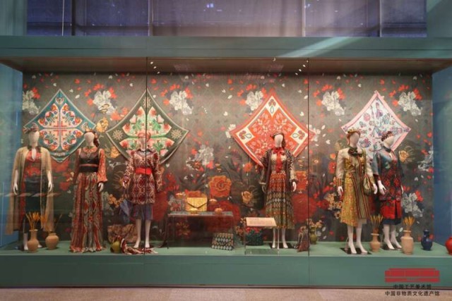 近600件和田非遗展品汇聚中国非遗馆 图8