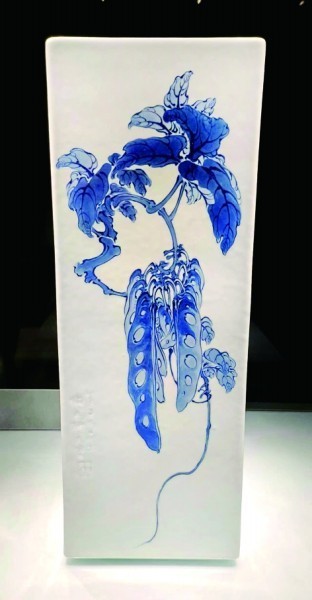 窑火淬丹青_瓷上绽华彩——浅谈珠山瓷画的传承与创新 图4