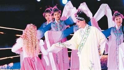 汤显祖与莎士比亚跨时空相会_中外传世名作“深情共赴”（共建文明百花园） 图2