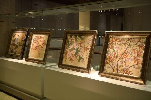 “诗心万象——张闻冰陶瓷艺术展”在北京开幕 图1