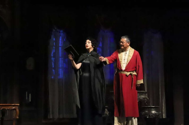 话剧《雷雨》上演_一个县城剧院迎来第300场演出 图3