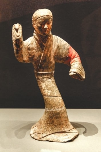 从衣冠到星辰_一件汉服见证披在身上的宇宙观 图1