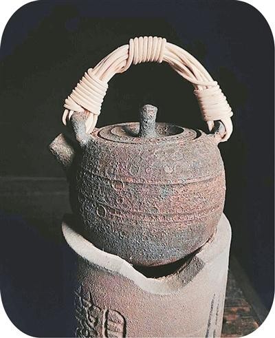 荥经砂器亮相中国非物质文化遗产馆 图1