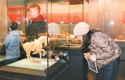 来大象陶瓷博物馆看“马” 图1