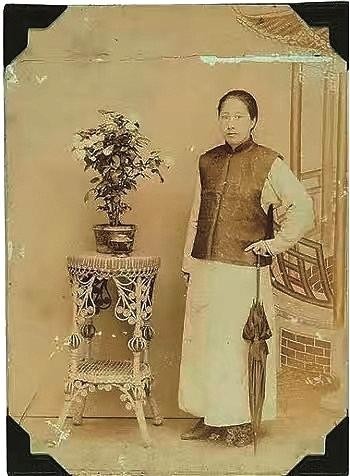 小照不“小”：中国早期名片格式照片 图2