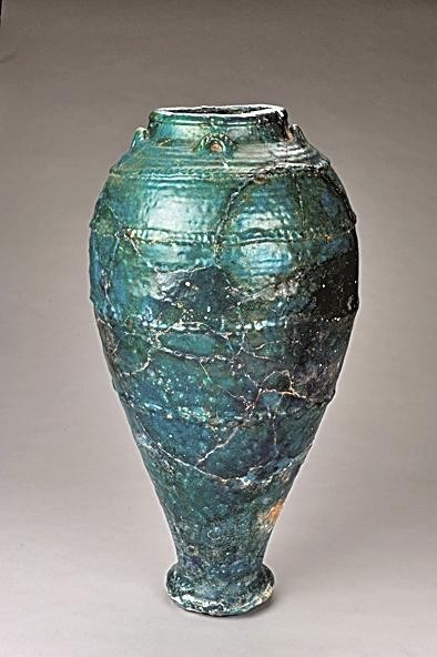 【晒晒咱的镇馆之宝_】孔雀蓝釉陶瓶：见证海上丝绸之路的繁荣 图1