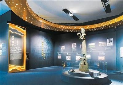 三星堆金沙文物齐聚国博_看古蜀文明“双星”闪耀 图2