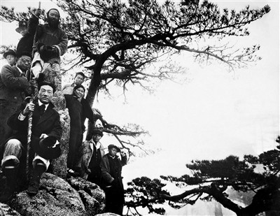 异彩同辉_大师间的相望与相知 图1