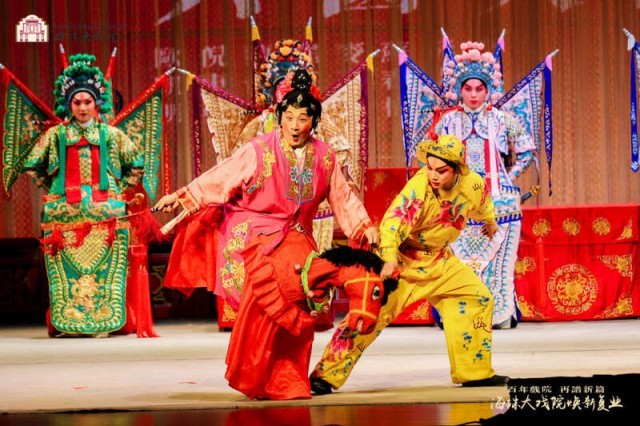 124岁的海珠大戏院上演粤剧《六国大封相》 图3