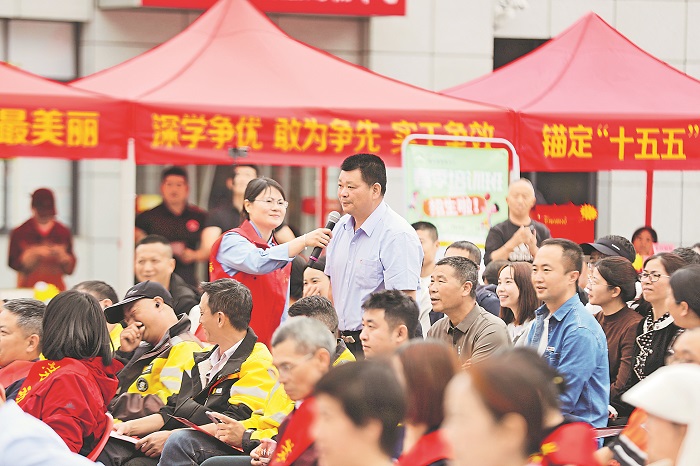 文化大餐送到一线 图1