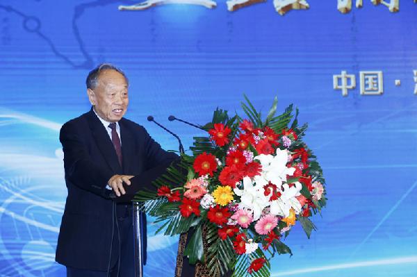 中华人民共和国外交部原部长,中国人民外交学会名誉会长李肇星