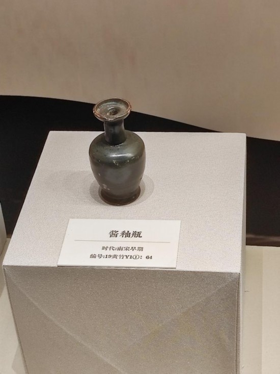 時尚服裝美圖圖片女生穿（時尚服裝圖片女裝圖片手繪）