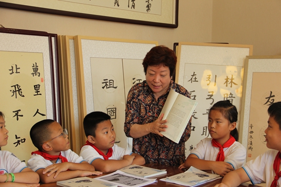 把国学经典“种”进孩子心田